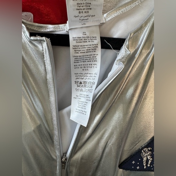 Pottery barn light up Astronaut costume size large - Picture 5 of 7